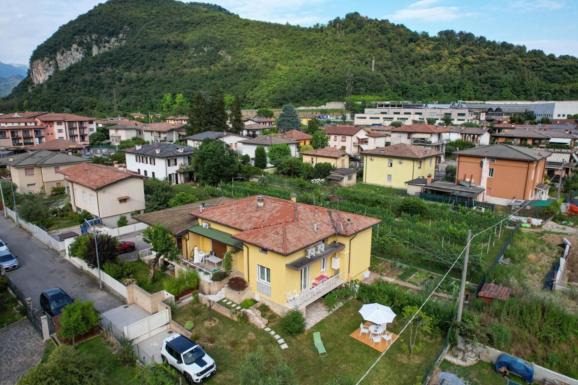Apartamento Ll Gelsomino Di Bazzani Villanuova sul clisi Exterior foto